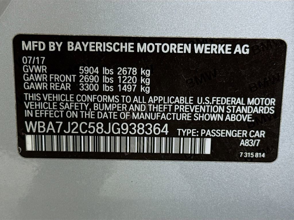 Used 2018 BMW 740e xDrive AWD/4WD image 32
