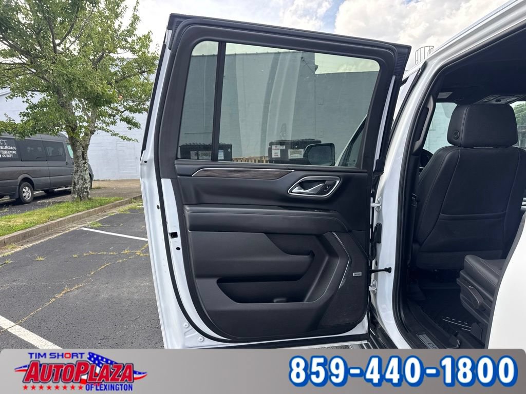 Used 2023 Chevrolet Suburban LT RWD image 52