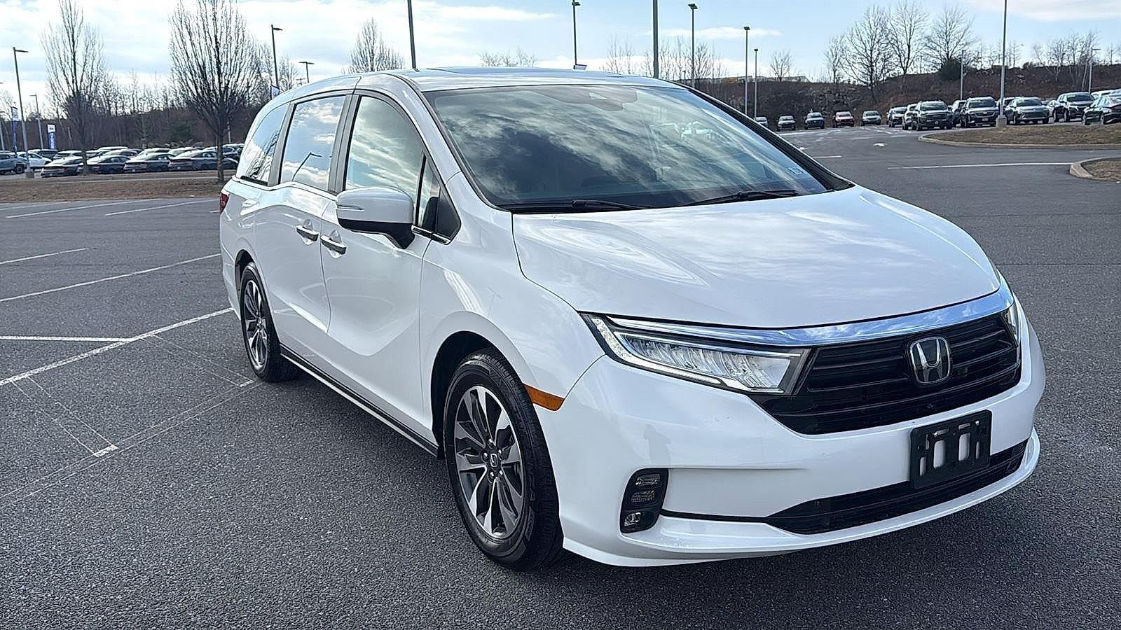 Used 2024 Honda Odyssey EX-L image 1