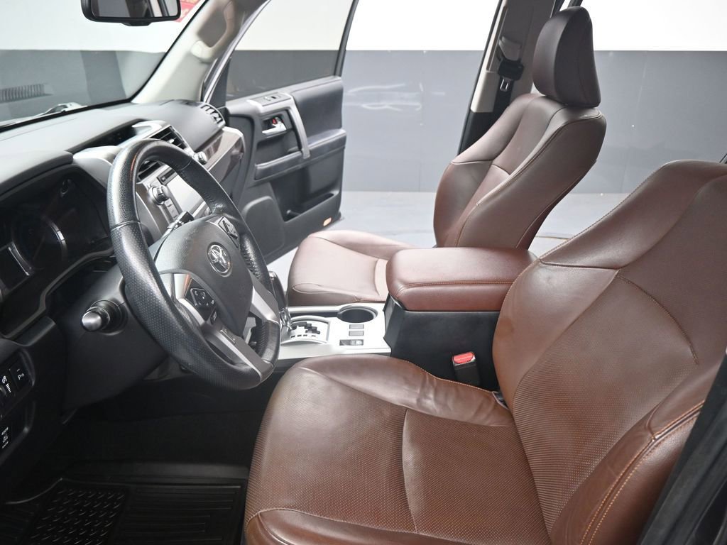Used 2018 Toyota 4Runner Limited image 9