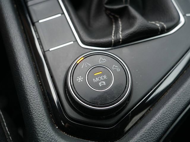 Certified 2024 Volkswagen Taos SE AWD/4WD image 33