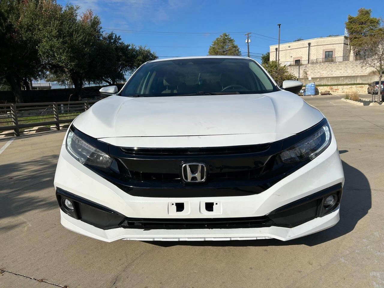 Used 2019 Honda Civic Touring image 5