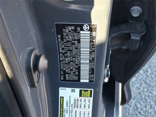 Used 2023 Toyota Corolla LE image 28