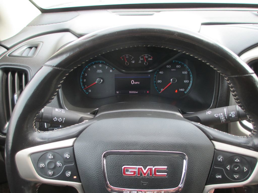 Used 2021 GMC Canyon Denali image 28