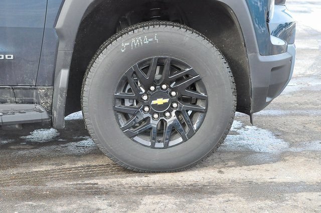 New 2025 Chevrolet Silverado EV LT AWD/4WD image 5