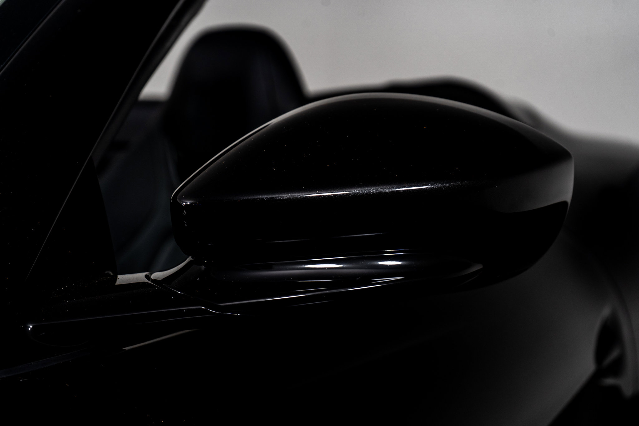 Used 2019 Ferrari Portofino image 29