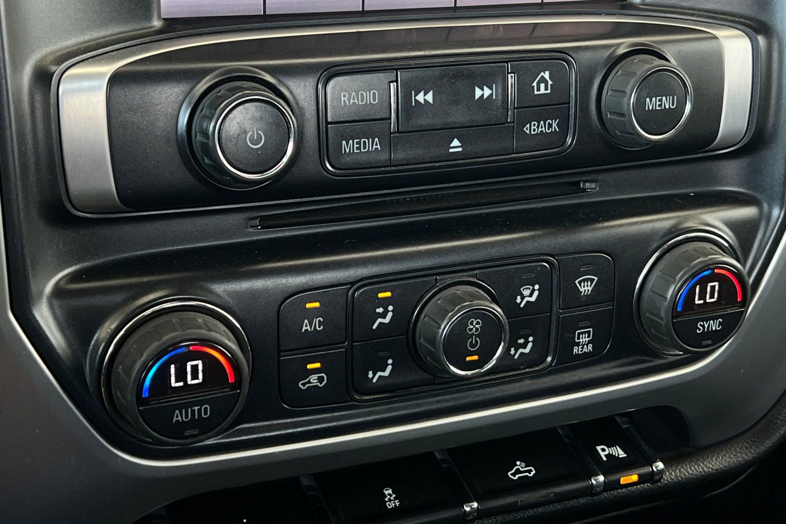 Used 2014 GMC Sierra 1500 SLE w/ SLE Value Package image 22