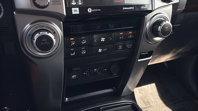 Used 2022 Toyota 4Runner Limited RWD image 31