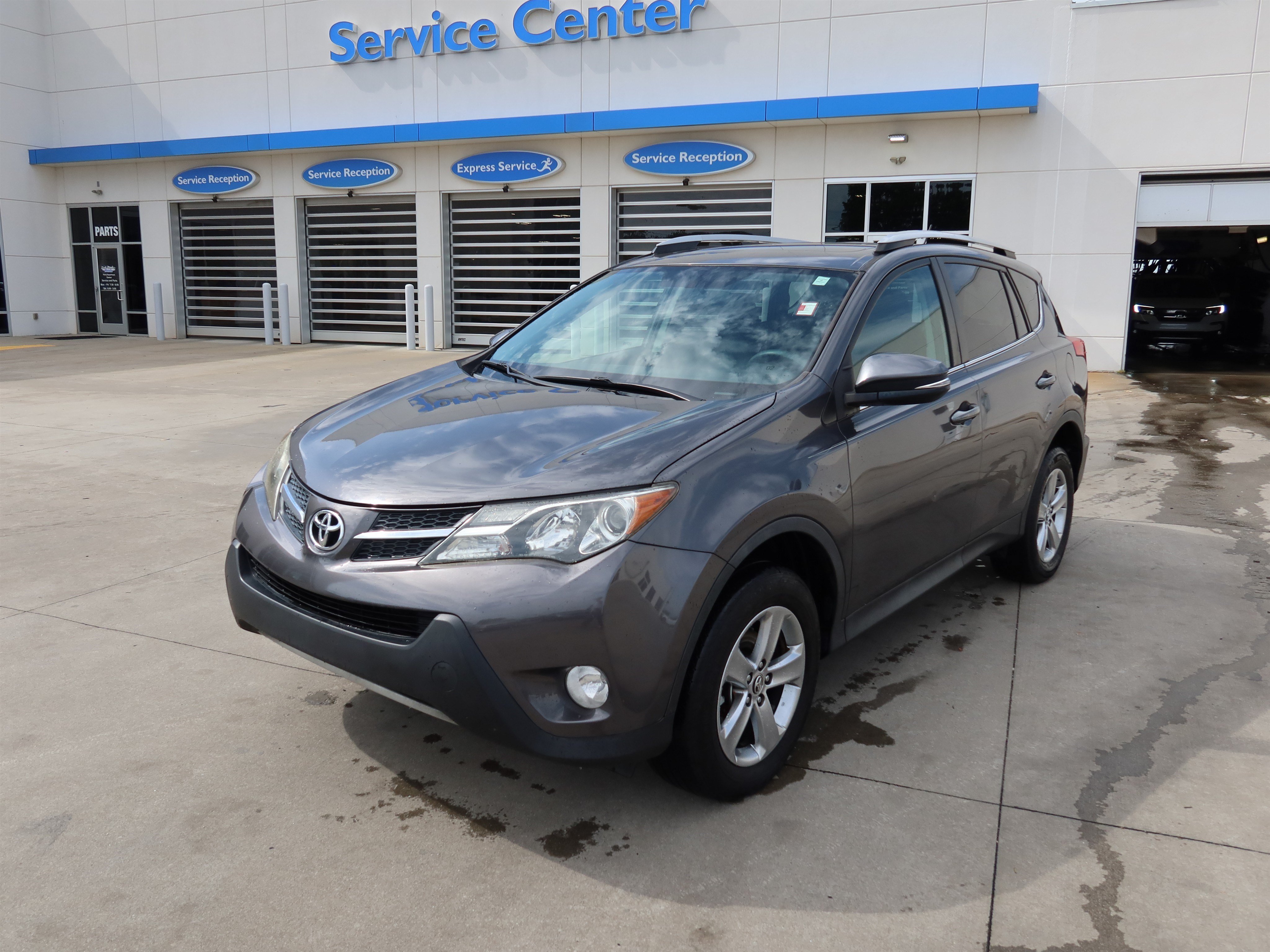 Used 2015 Toyota RAV4 XLE FWD image 8