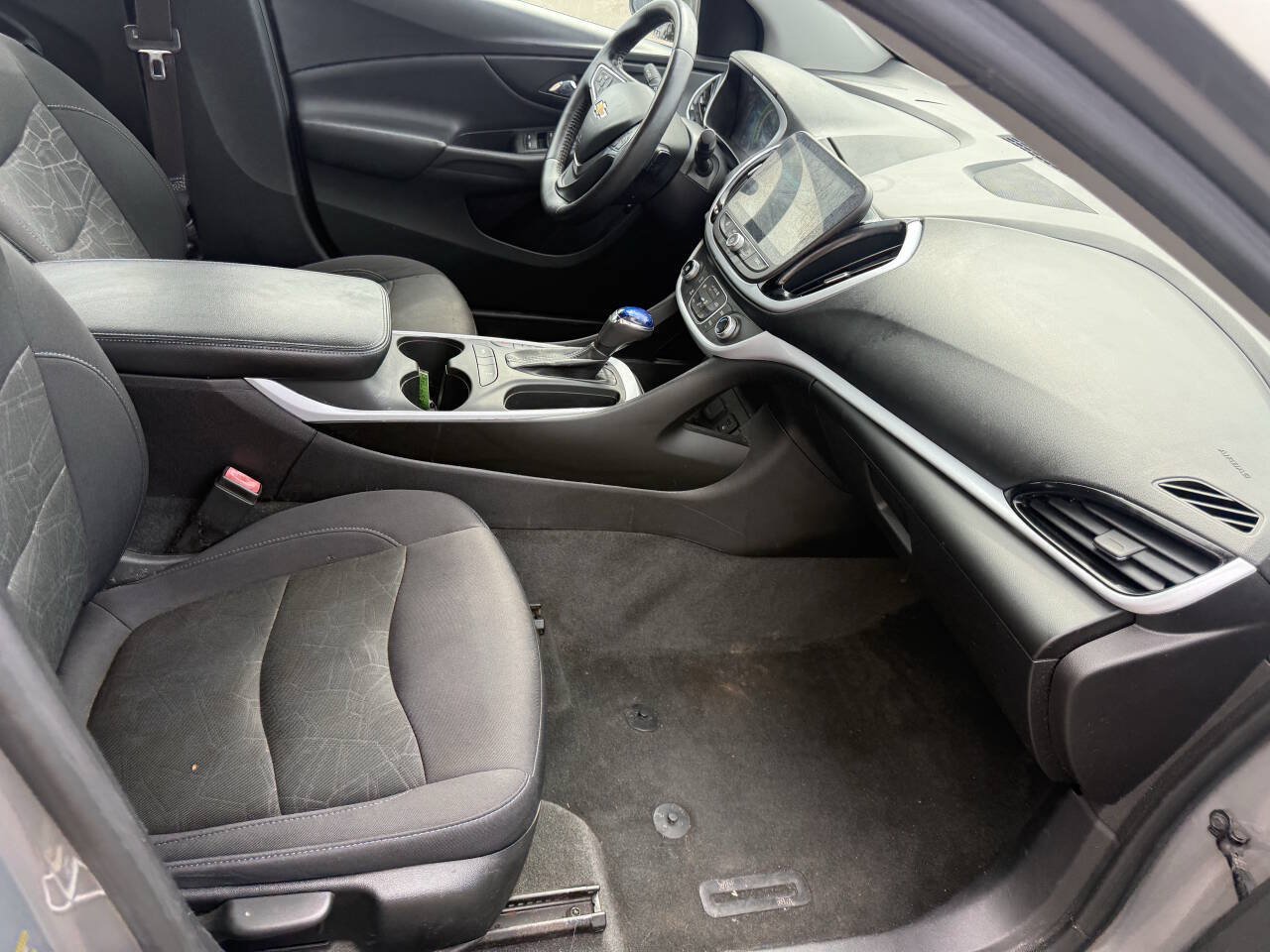 Used 2017 Chevrolet Volt LT FWD image 15