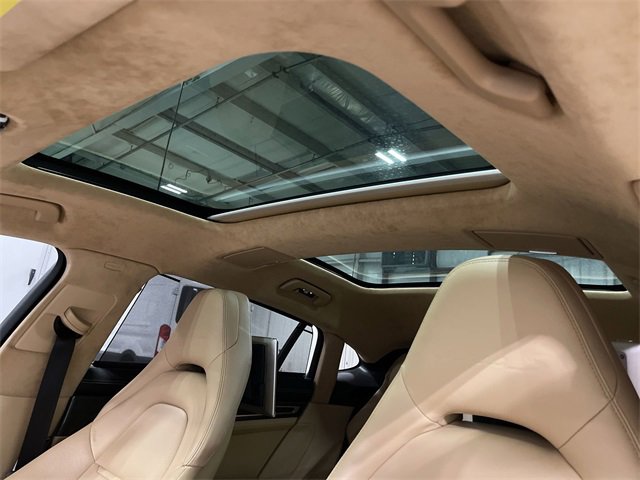 Used 2018 Porsche Panamera Turbo S Executive image 20