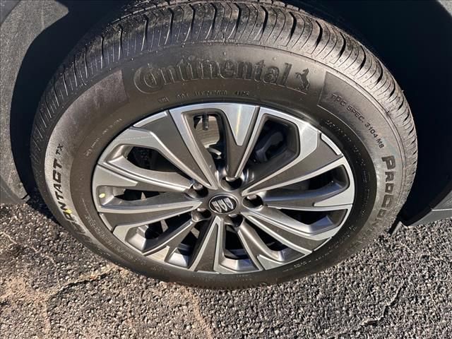 New 2026 Buick Envision Preferred image 14