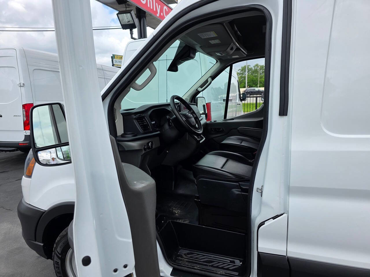 Used 2020 Ford Transit 350 148 High Roof Extended RWD image 17