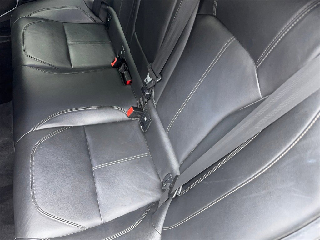 Used 2019 Alfa Romeo Giulia image 40