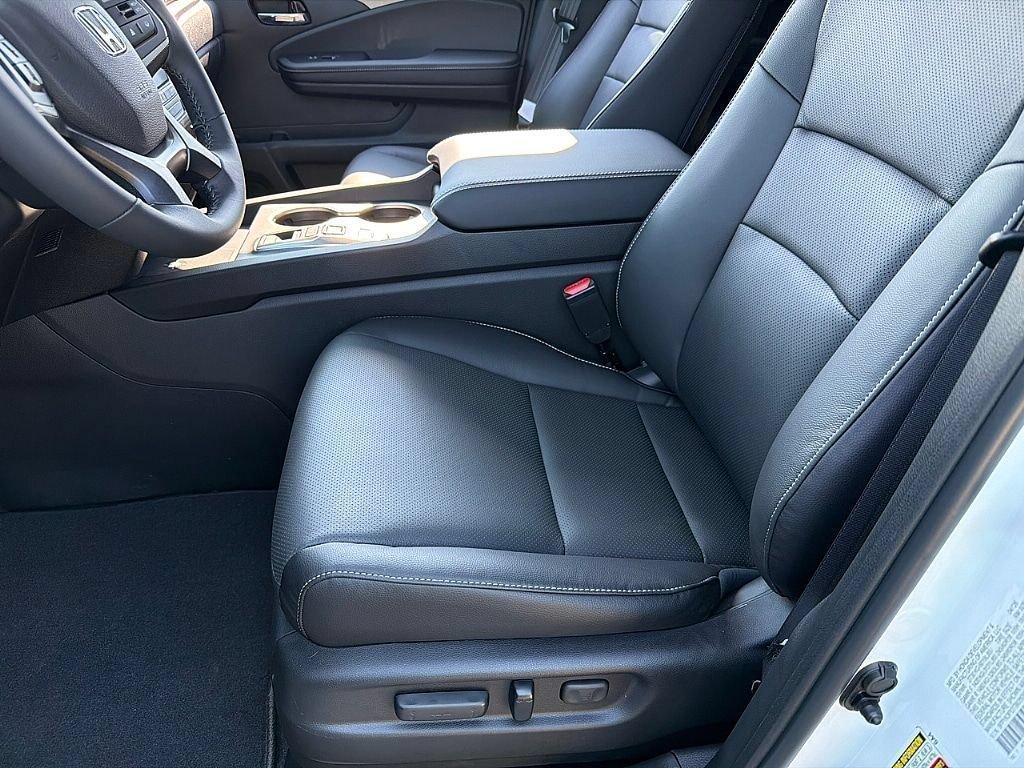 New 2026 Honda Ridgeline RTL image 12