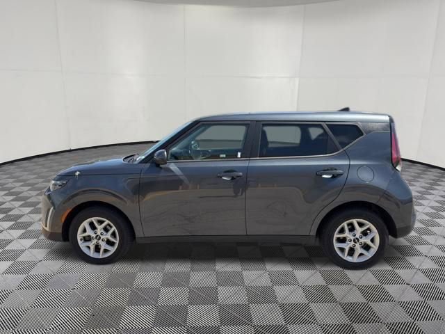 Used 2023 Kia Soul LX w/ Option Group 015 image 12