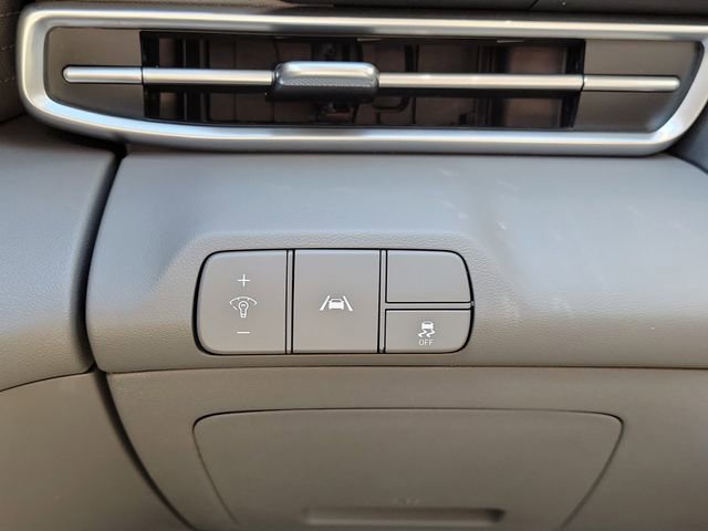 Used 2022 Hyundai Elantra SEL w/ Cargo Package image 25