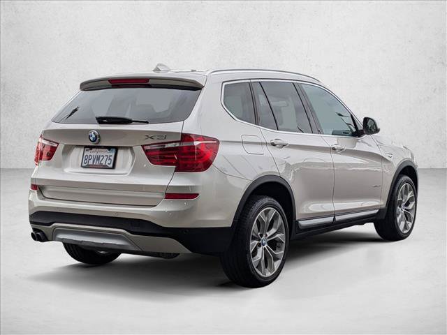 Used 2017 BMW X3 sDrive28i RWD image 5