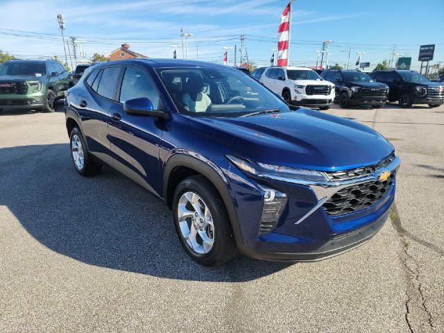 Certified 2024 Chevrolet Trax LS w/ LS Convenience Package FWD image 12