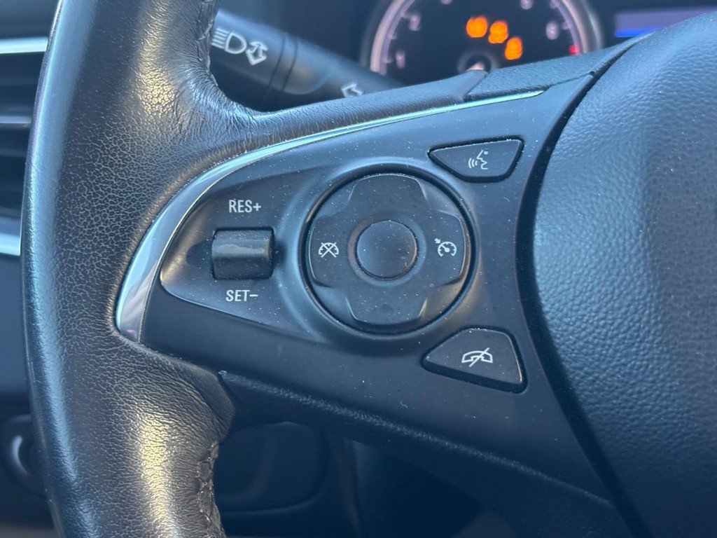Certified 2020 Buick Enclave Essence FWD image 18
