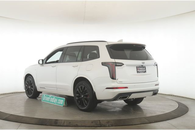 Used 2022 Cadillac XT6 Sport w/ Technology Package image 8