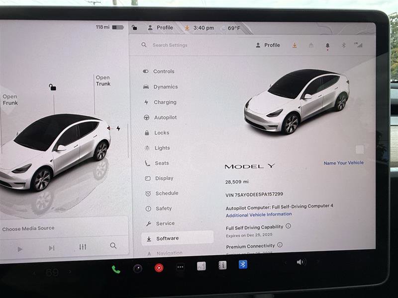 Used 2023 Tesla Model Y Long Range image 16