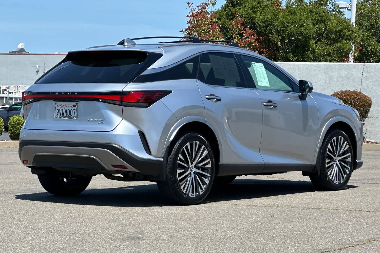 Certified 2025 Lexus RX 350 w/ Convenience Package AWD/4WD image 2