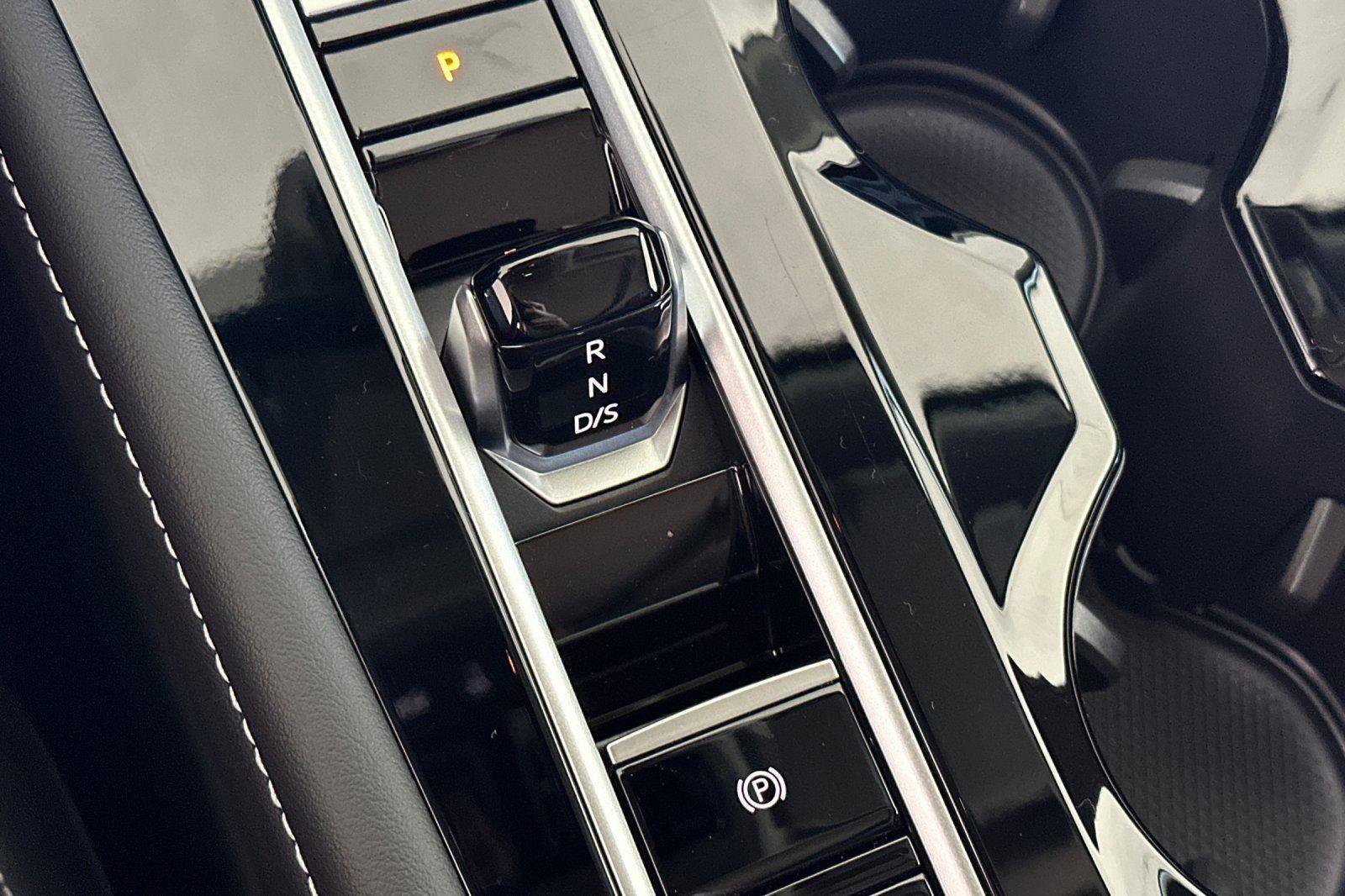 New 2026 Volkswagen Atlas SE image 21