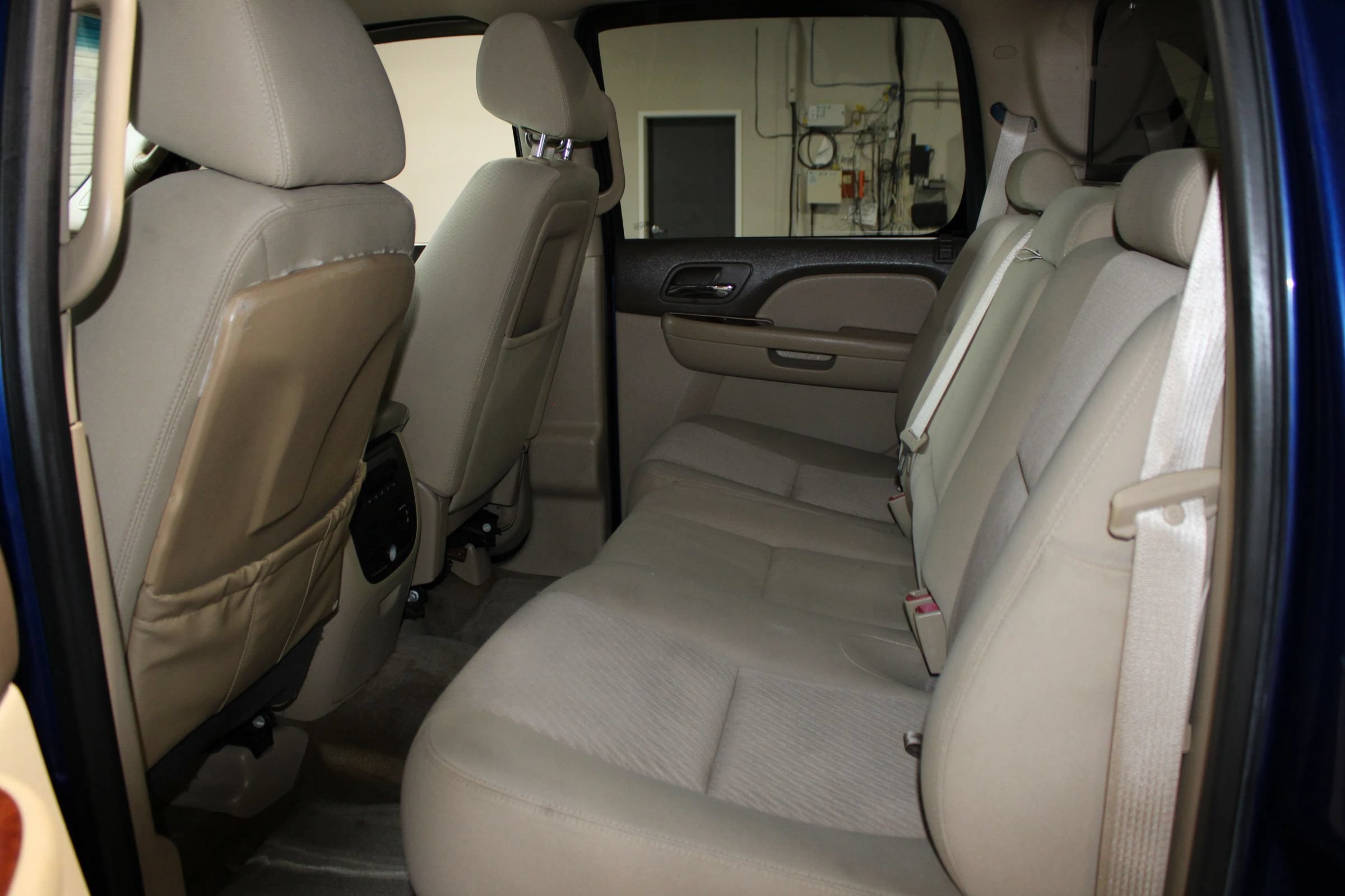 Used 2013 Chevrolet Avalanche LS RWD image 26