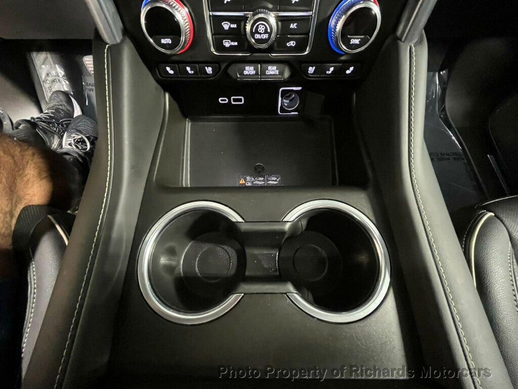 Used 2021 GMC Yukon SLT w/ Rear Media and Nav Package image 29