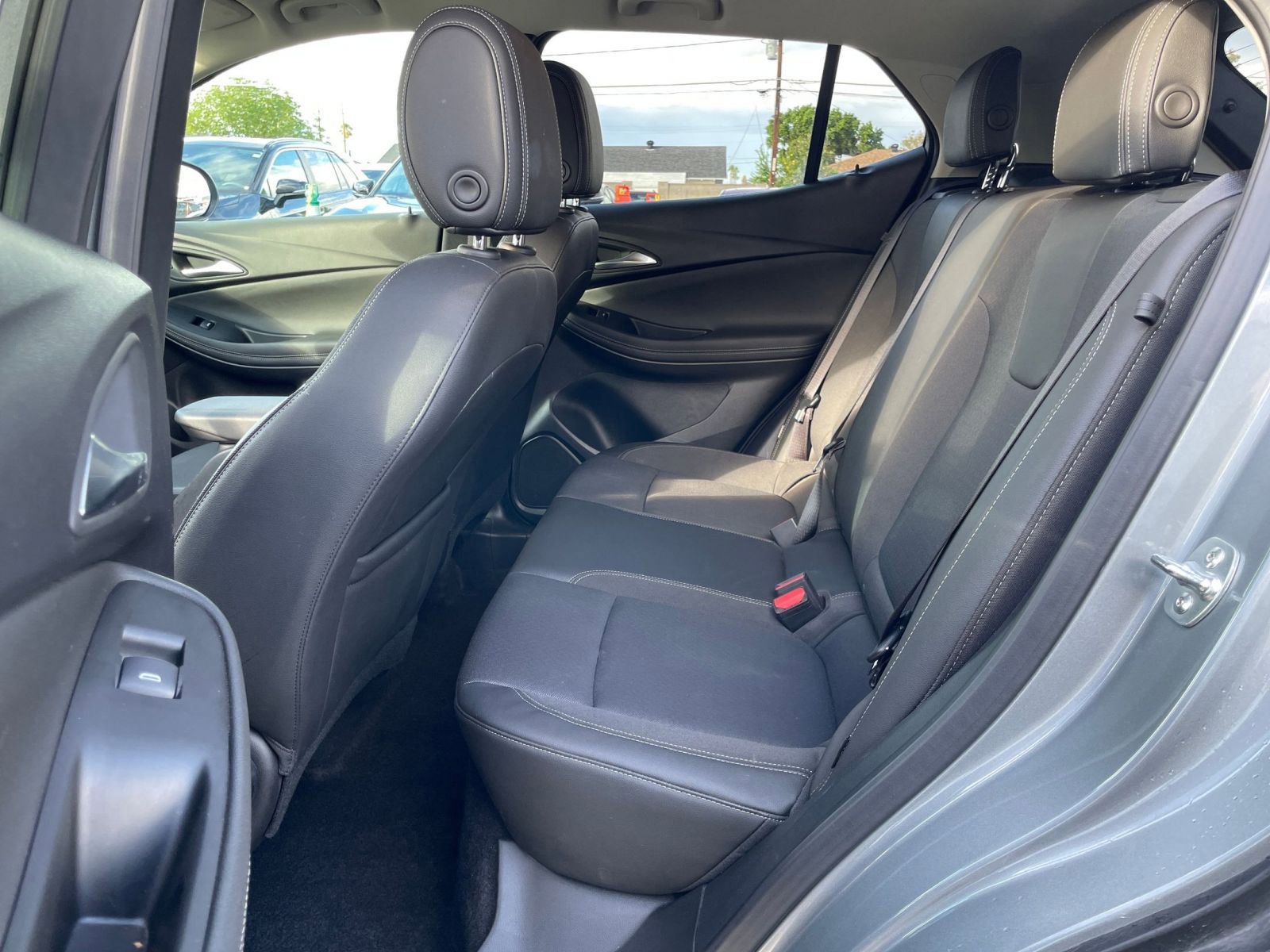 Used 2025 Buick Encore GX Preferred image 24