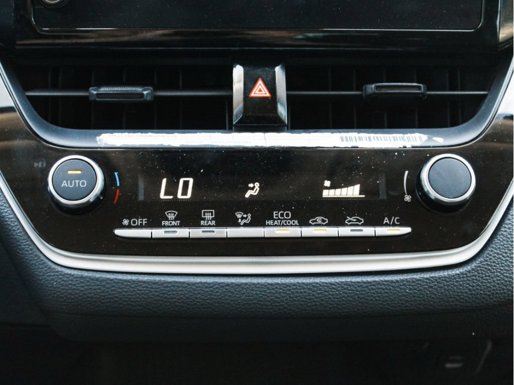 Used 2024 Toyota Corolla LE FWD image 16