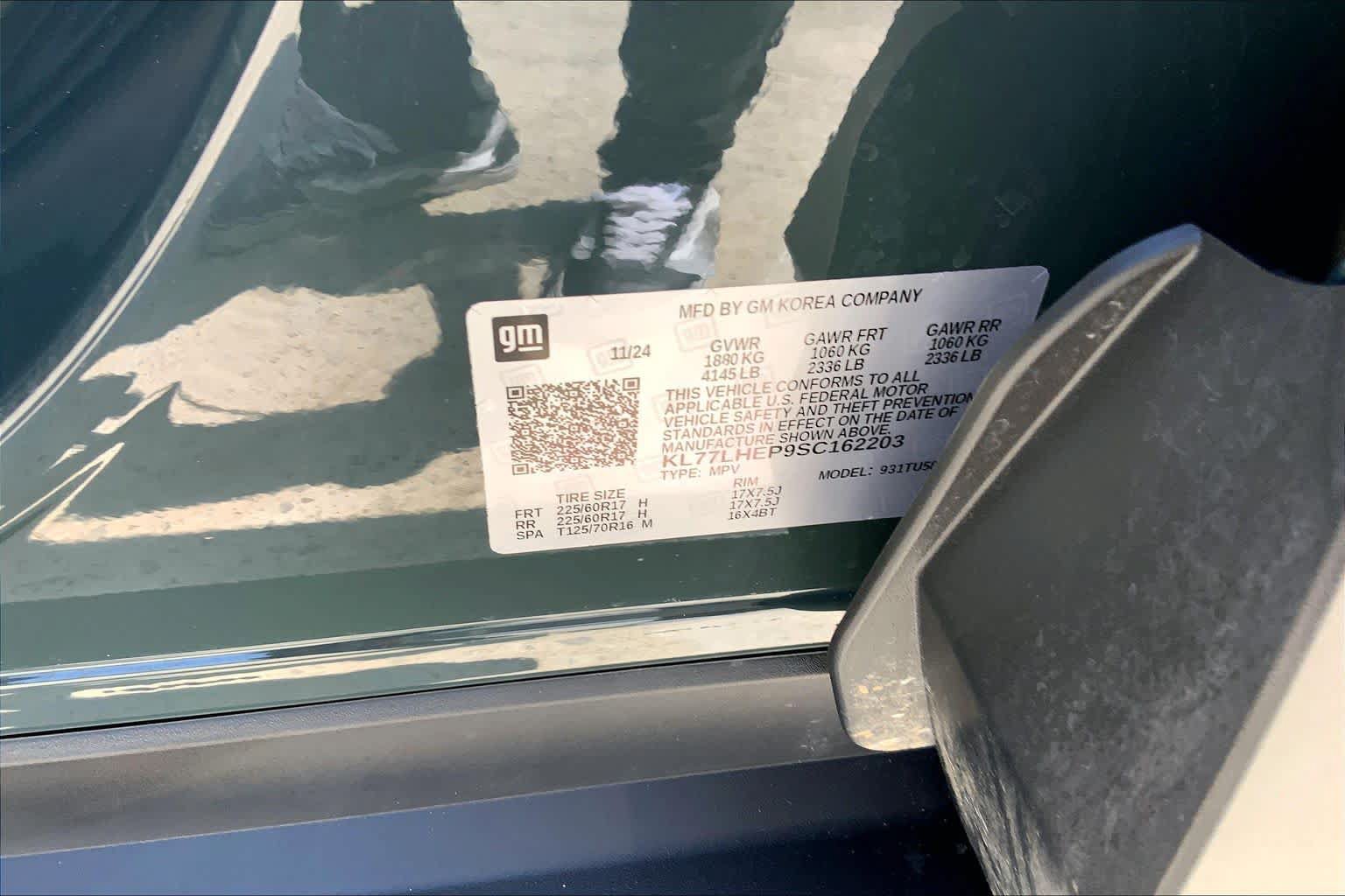 Used 2025 Chevrolet Trax LT FWD image 36