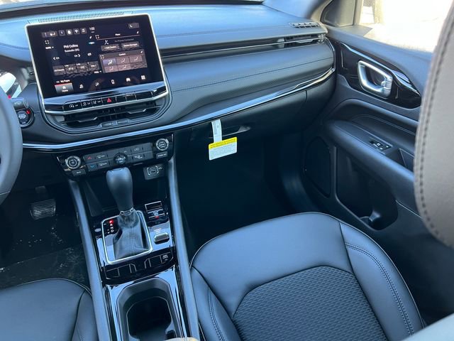New 2026 Jeep Compass Latitude image 29