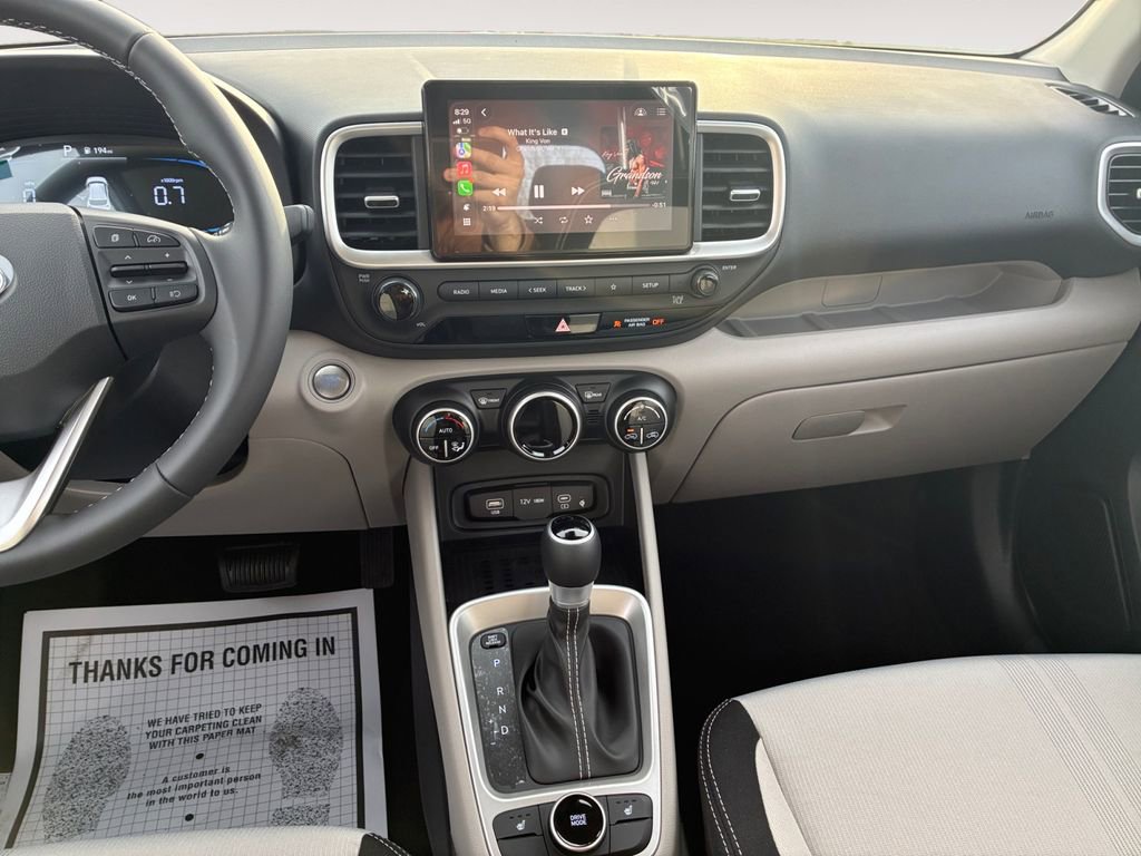 New 2026 Hyundai Venue SEL FWD image 11