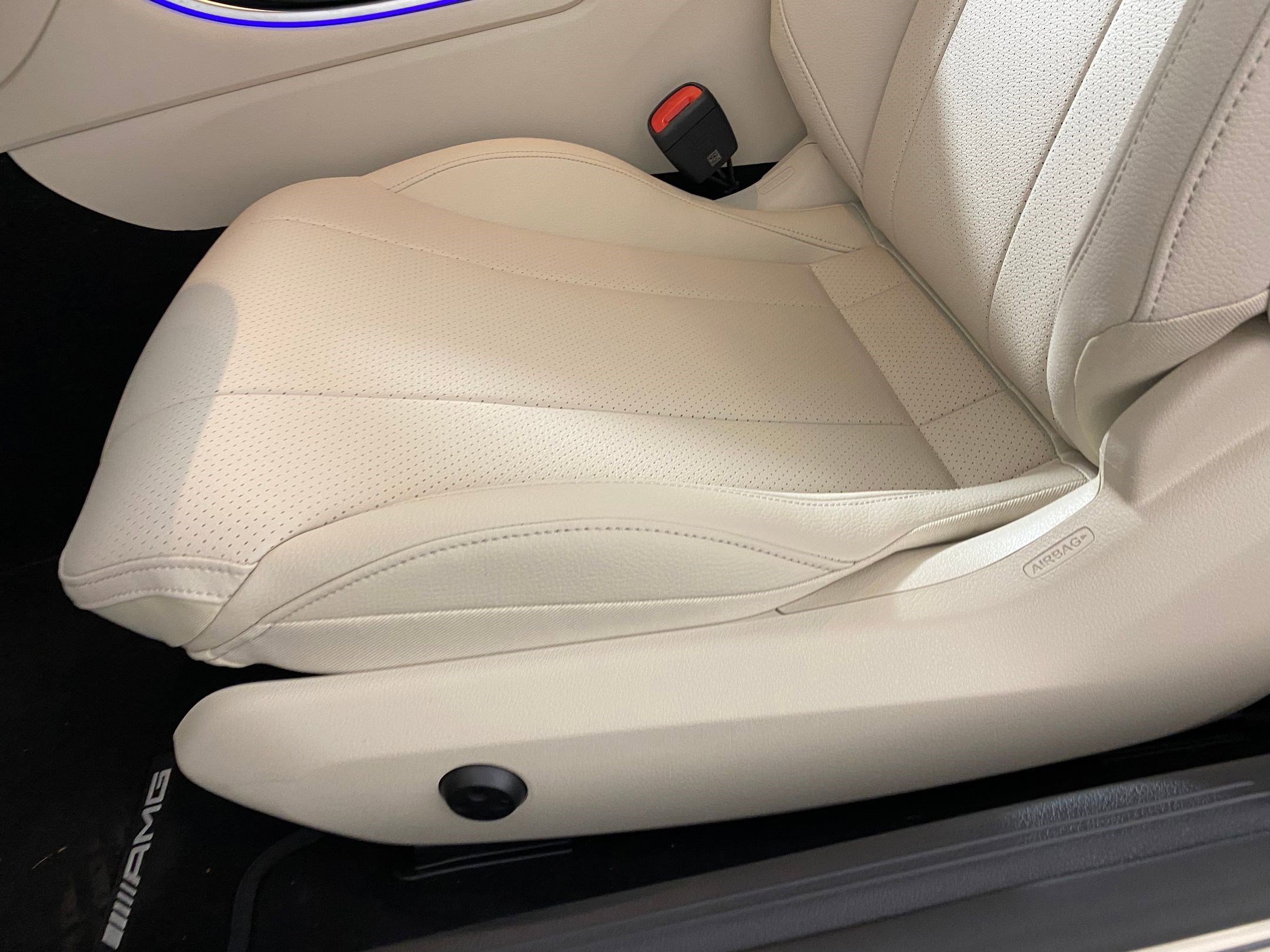 New 2026 Mercedes-Benz CLE 300 4MATIC Cabriolet image 12