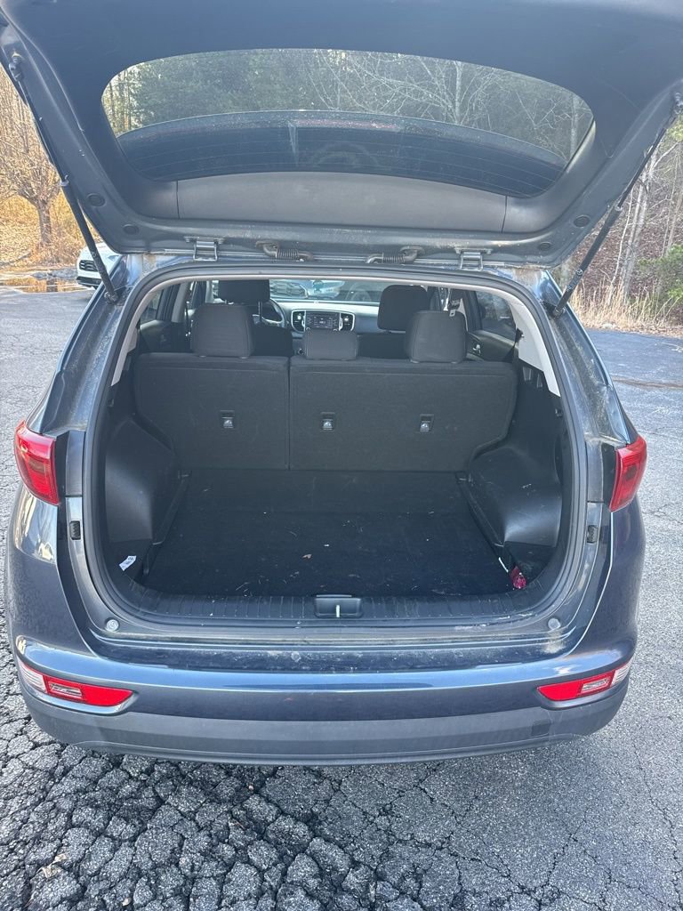 Used 2018 Kia Sportage LX image 17