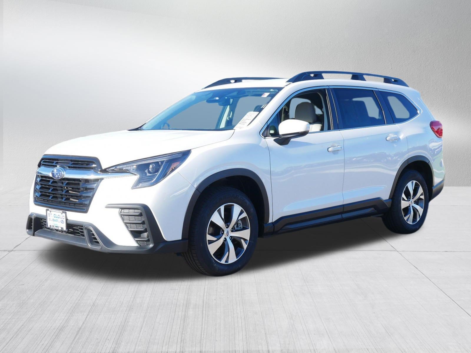 Used 2024 Subaru Ascent Premium w/ Convenience Package AWD/4WD image 3
