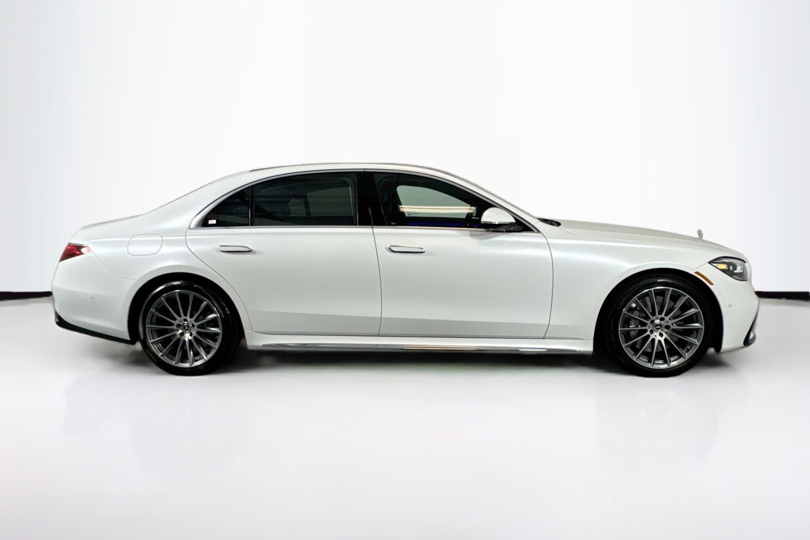 New 2026 Mercedes-Benz S 580 4MATIC Sedan image 4