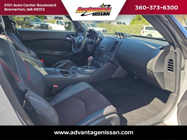 Used 2020 Nissan 370Z w/ Sport Package image 24