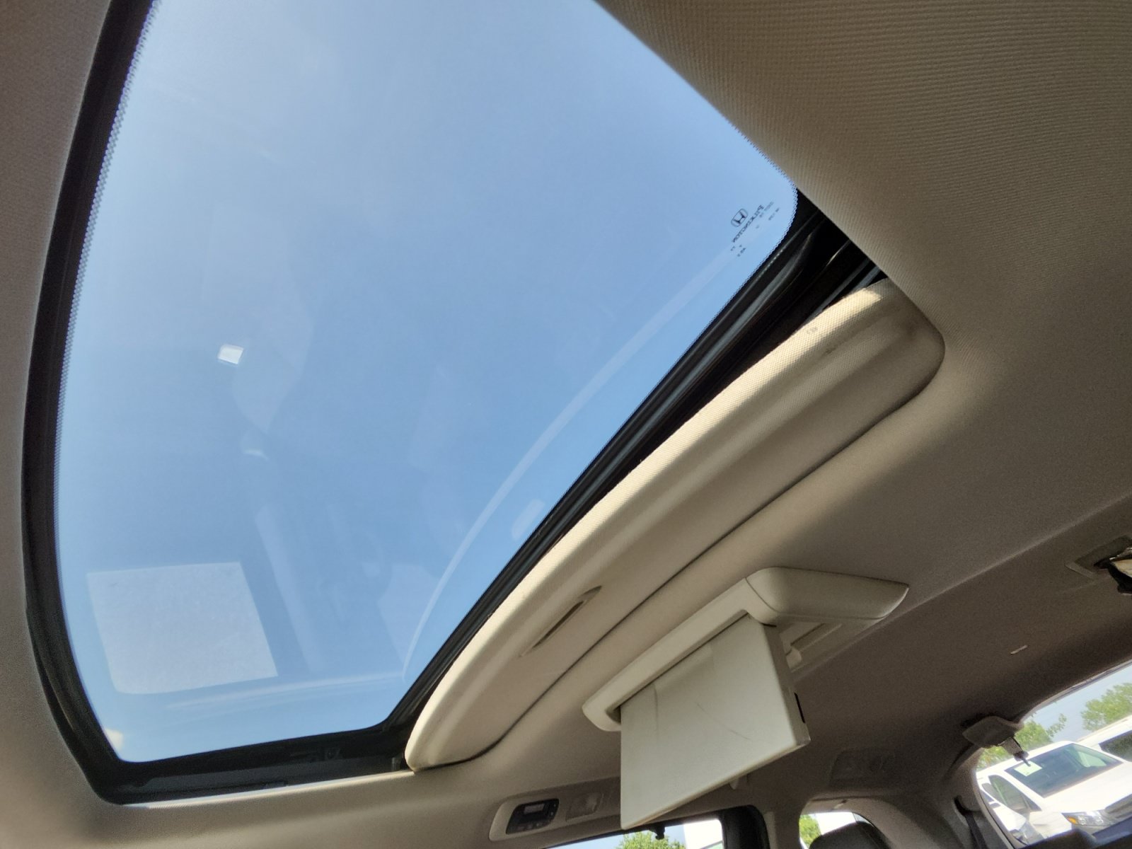 Used 2016 Honda Odyssey Touring image 17