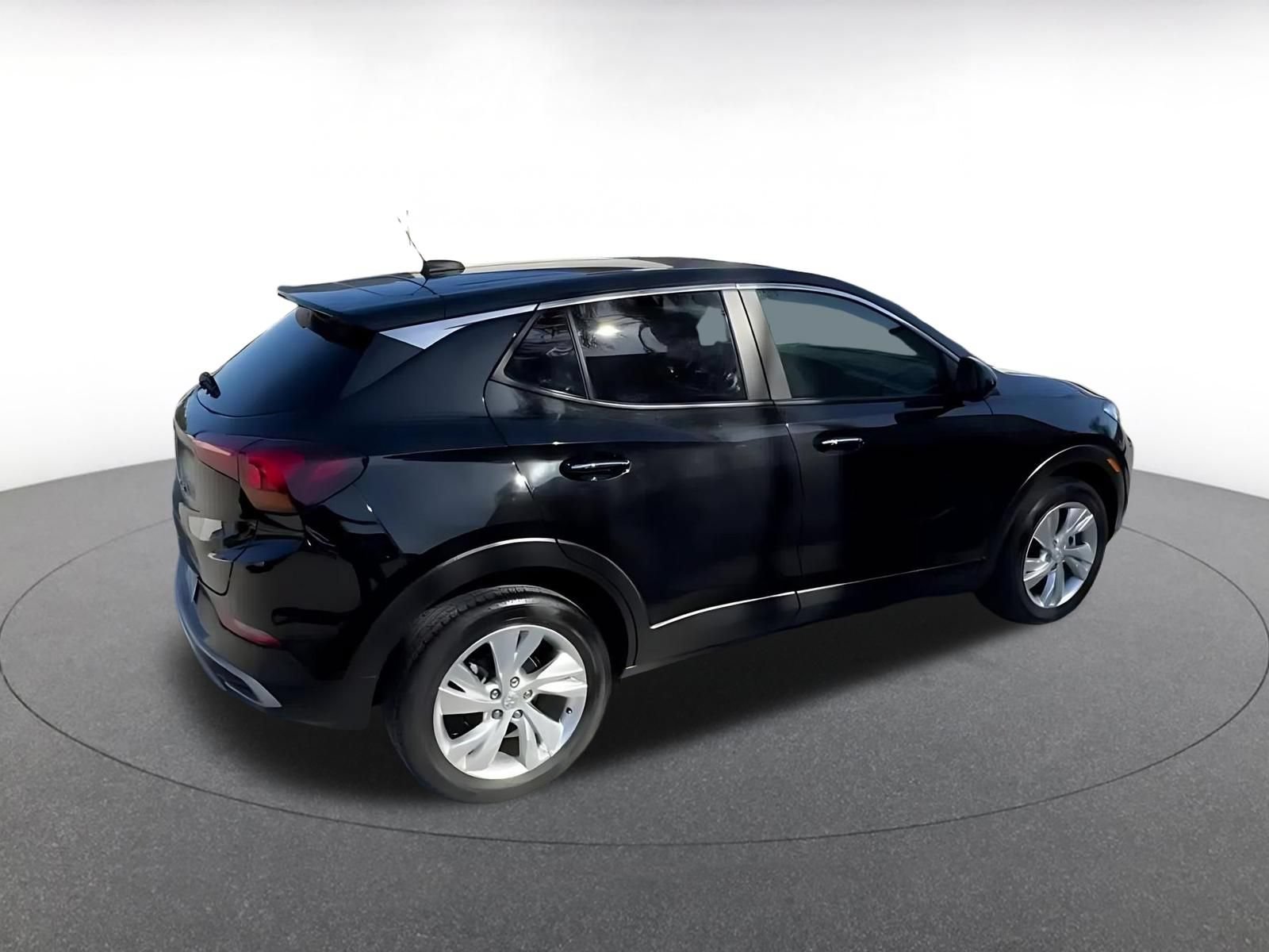 Used 2025 Buick Encore GX Preferred AWD/4WD image 15
