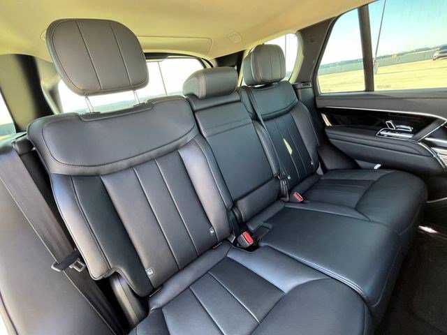 Used 2023 Land Rover Range Rover SE AWD/4WD image 20