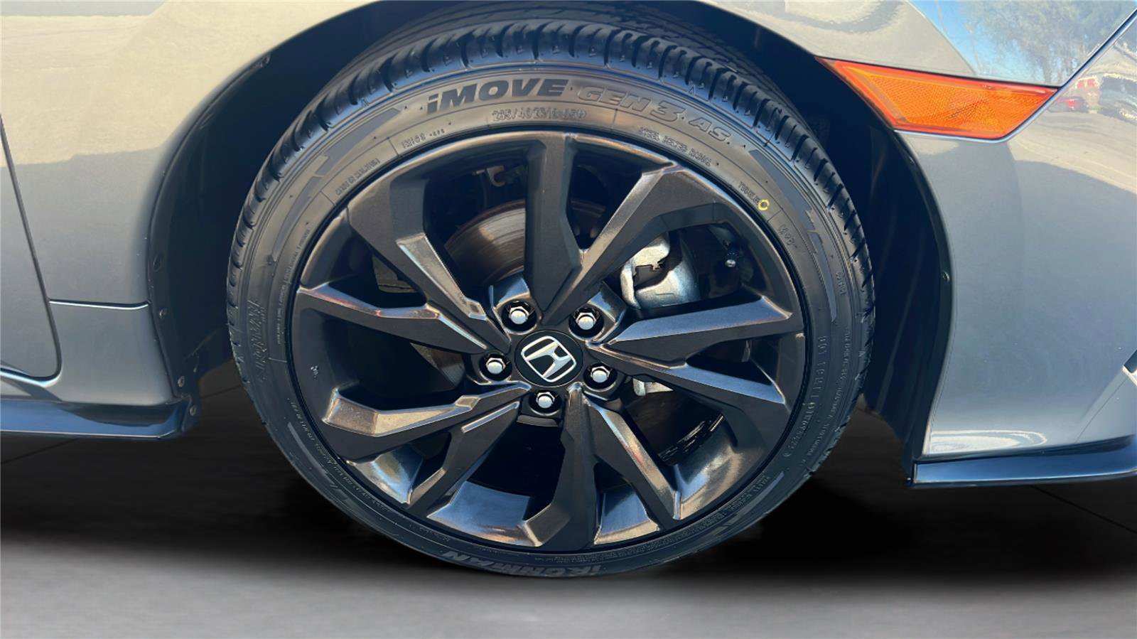 Used 2017 Honda Civic Sport image 13