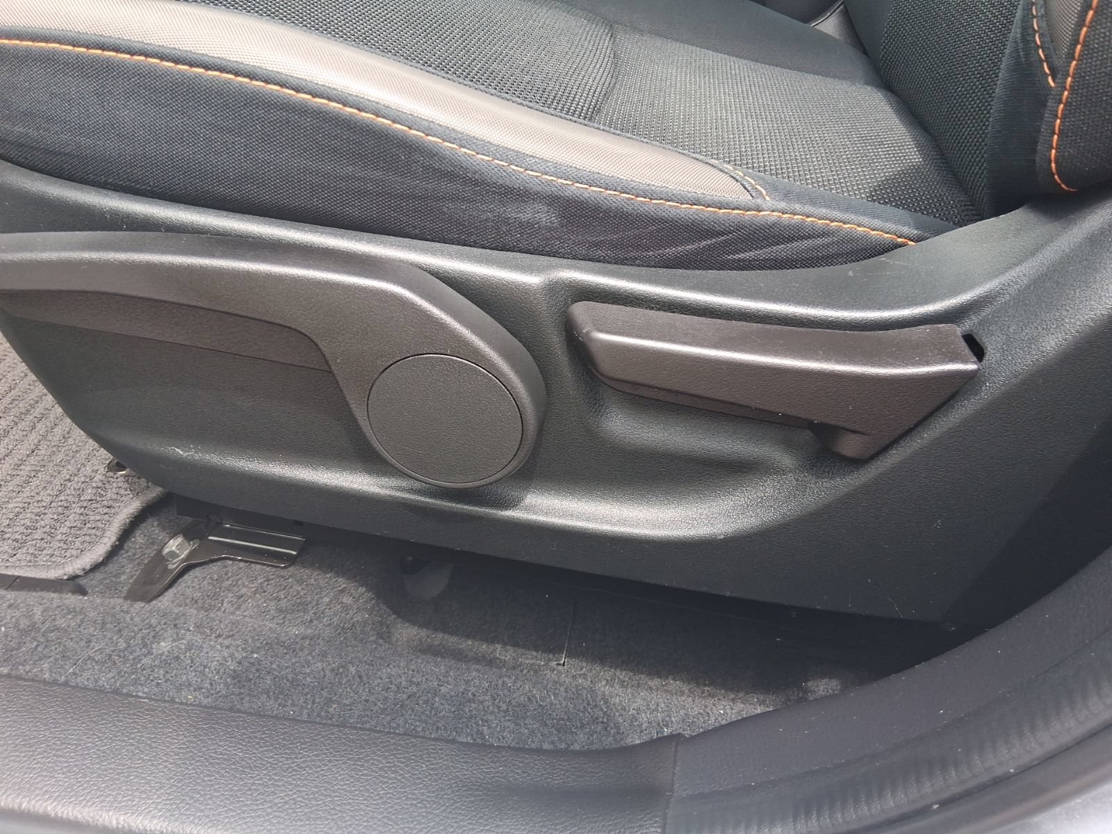 Used 2017 Subaru Crosstrek 2.0i Premium AWD/4WD image 7