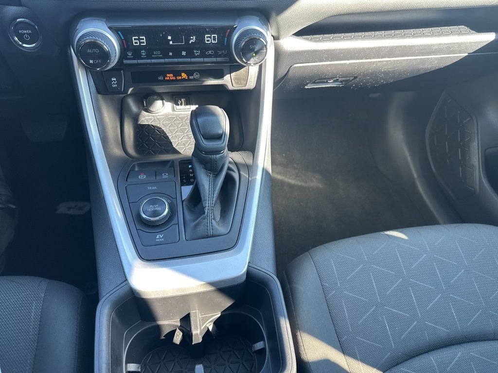 Used 2024 Toyota RAV4 XLE image 25