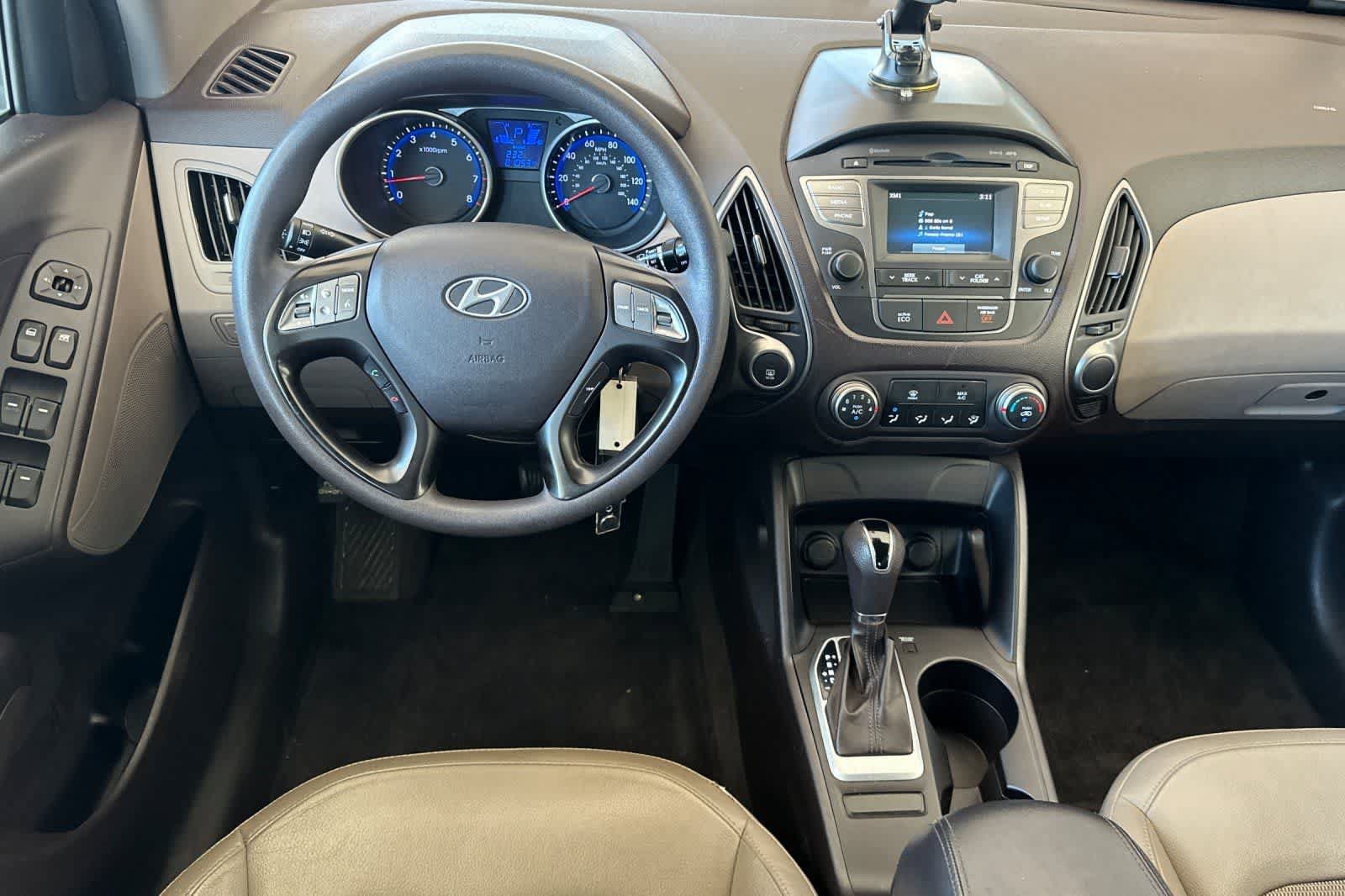 Used 2015 Hyundai Tucson GLS w/ Option Group 02 AWD/4WD image 14