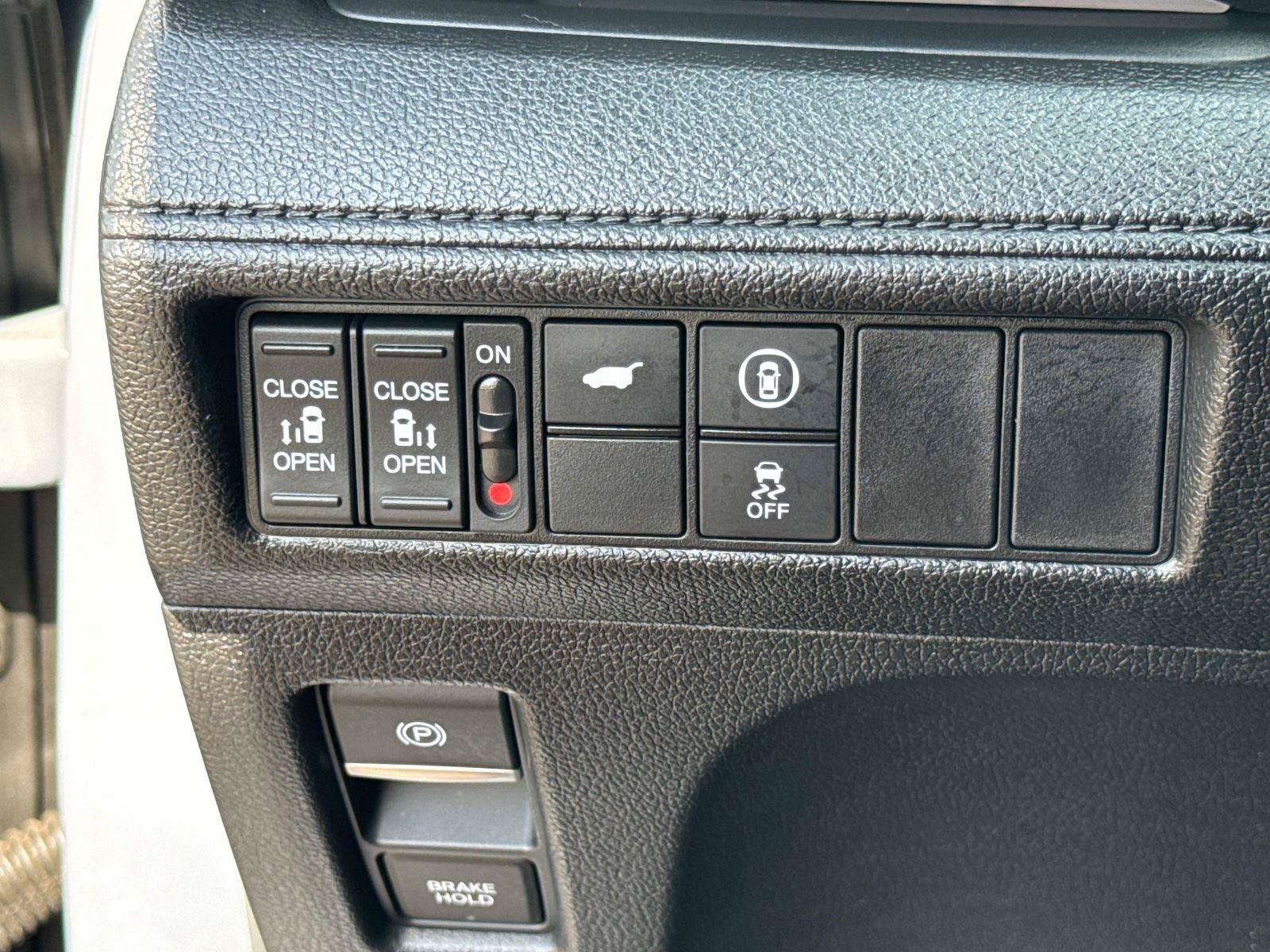 Certified 2024 Honda Odyssey Sport image 33