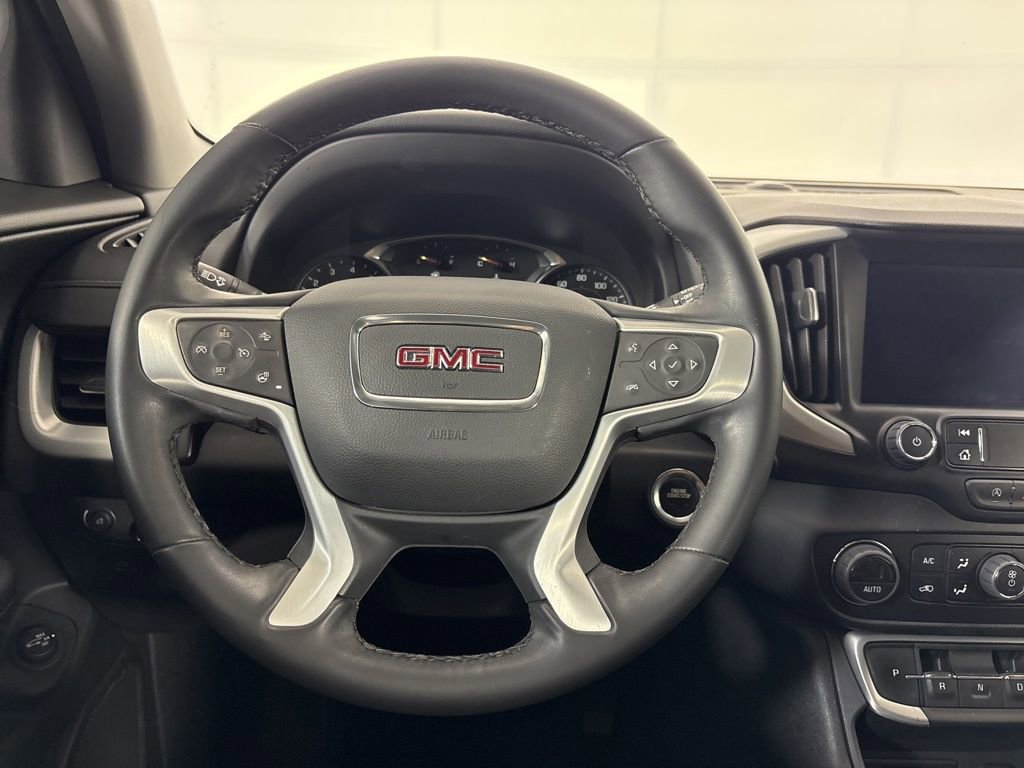 Used 2023 GMC Terrain SLT w/ Elevation Edition image 21