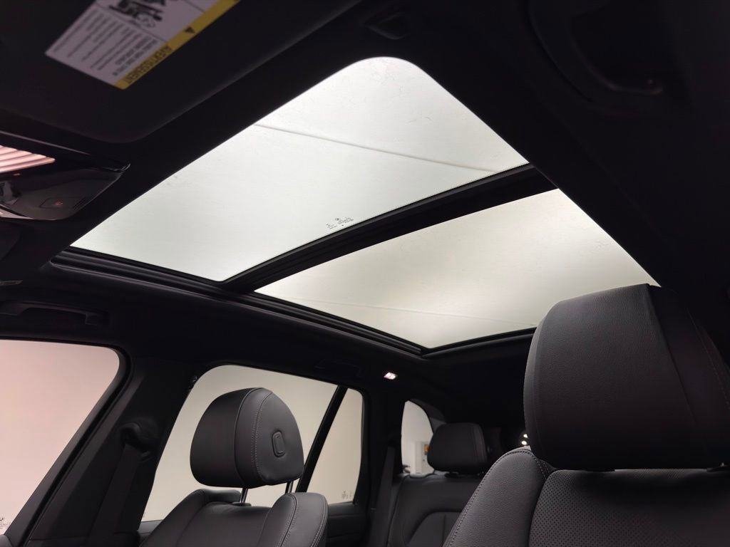 Used 2022 BMW X5 xDrive40i w/ M Sport Package image 9